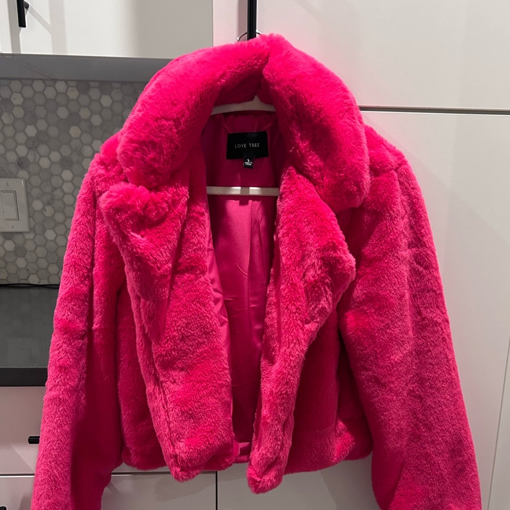 Pink Jacket - Picture 2 of 8